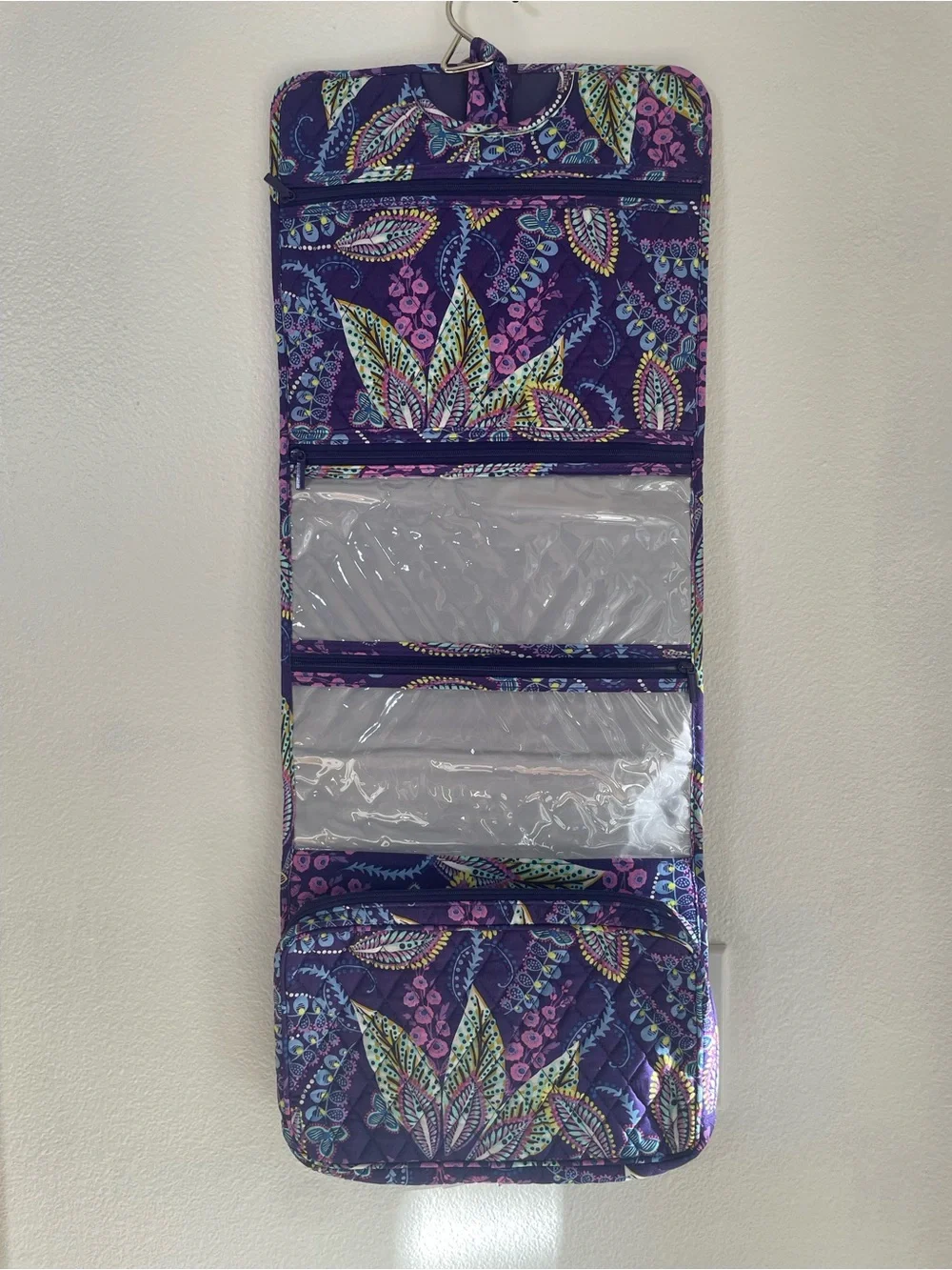 Vera Bradley Hanging Travel Organizer Batik Leaves Quilted Purple Floral